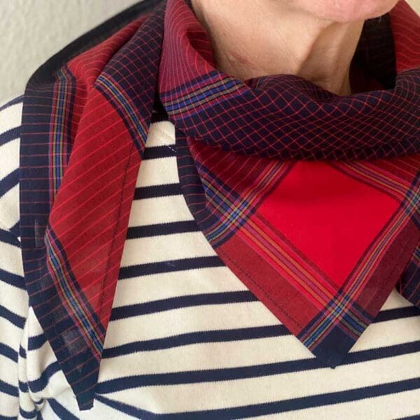 Fanø-tørklæde-trekantet-5